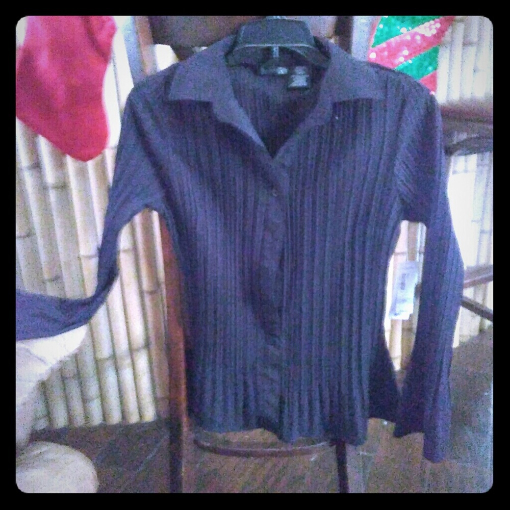 5th Ave long sleeve never worn new wth tags shirt